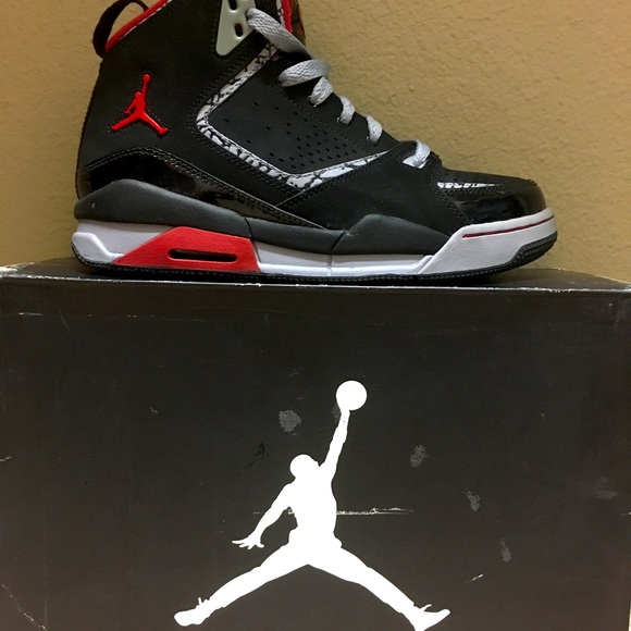 Air Jordan 4 Retro - Picture 1 of 4